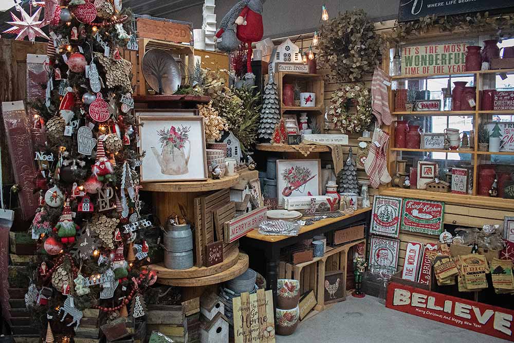 Gifts and décor.